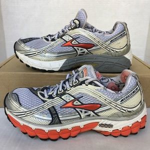 brooks trance 10 white